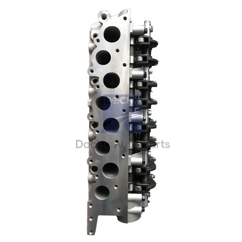 2 4D56 cylinder head