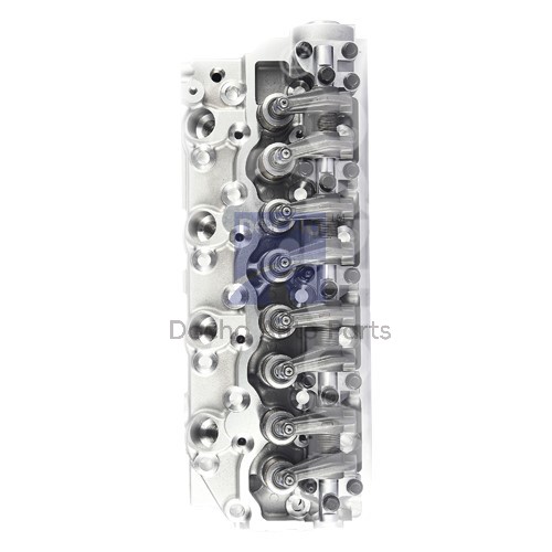 4 Hyundai 4d56 cylinder head